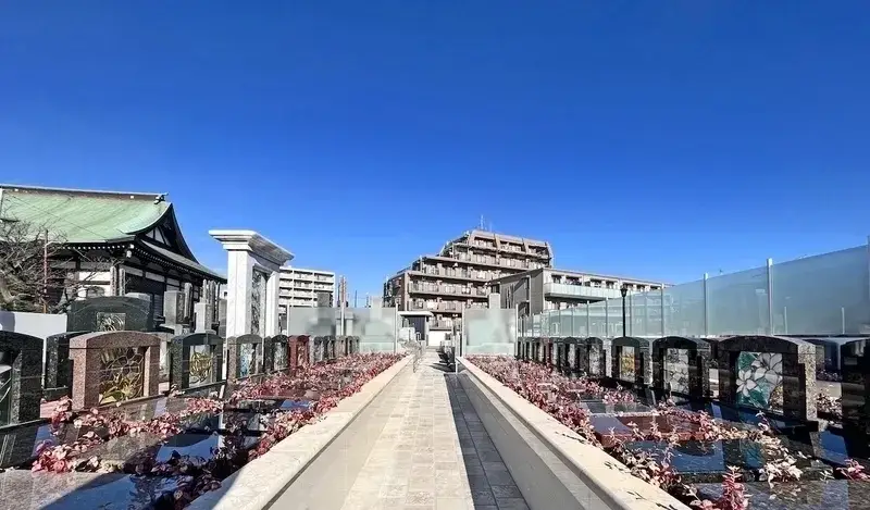 市川サールナートガーデン 参道