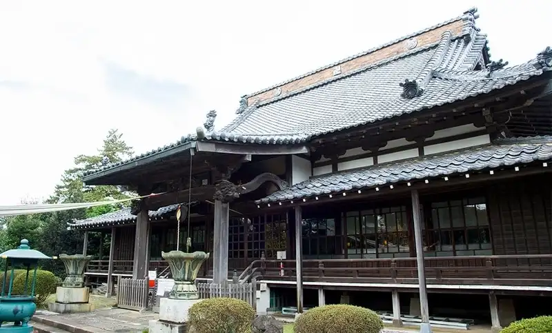 證誠院 塔頭 常信寺 松⼾庭苑 證誠院 本堂