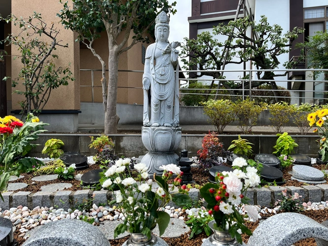 ロイヤル野田つつじの郷樹木葬墓地 