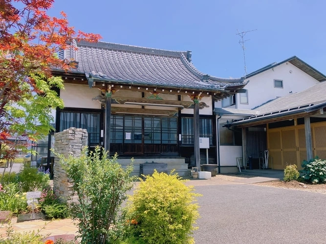 樹木葬 おおたかの森庭苑 本堂外観