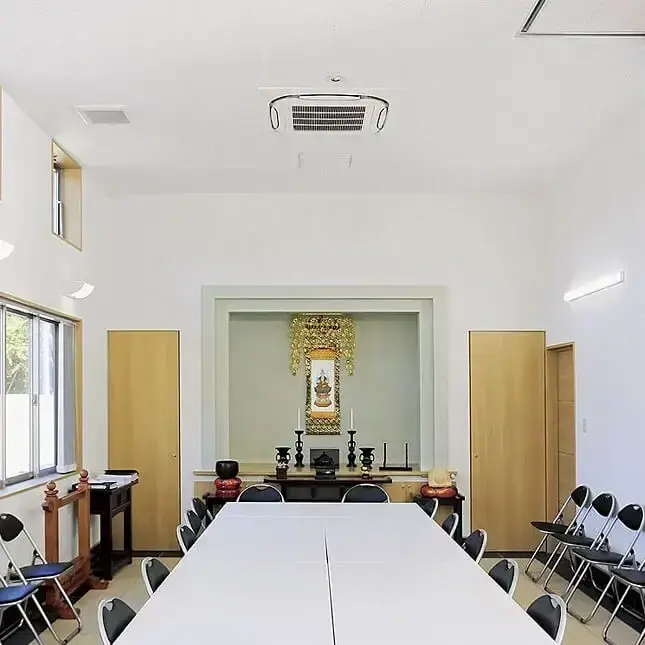 法事の際に利用できる法要室。