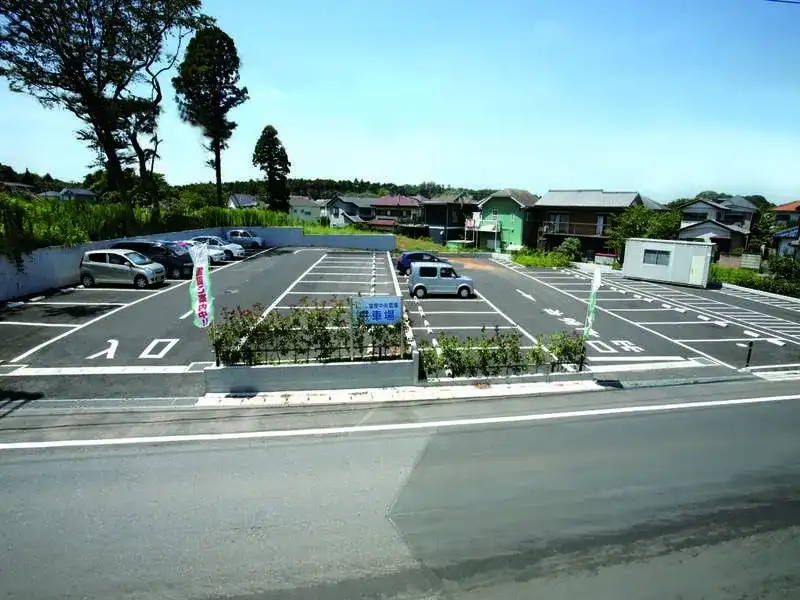 富里中央霊園 駐車場の写真