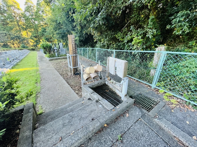 中野霊園 水汲み場の写真