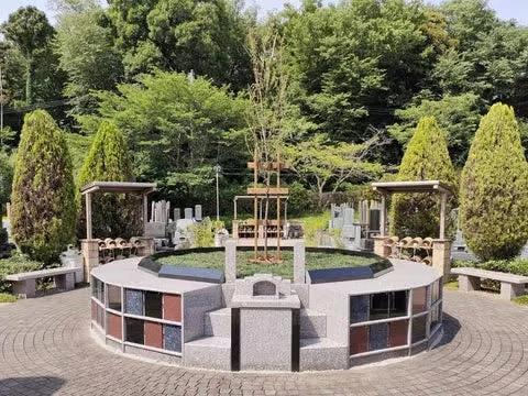 稲毛メモリアル萩の郷 樹木葬