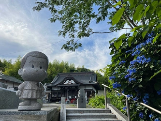 豊かな自然と落ち着いた雰囲気の寺院墓地