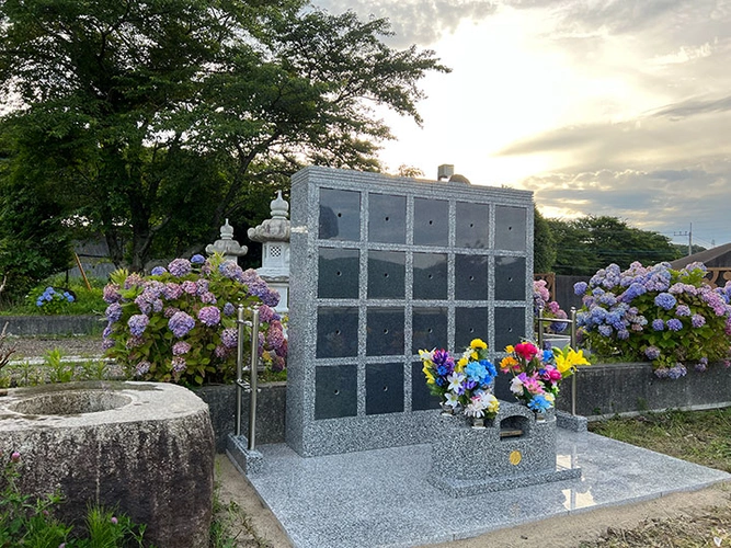 那珂市 蓮光寺 のうこつぼ