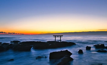 海がすぐ近くの開放的な霊園