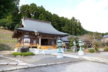 「岩間」駅から車で6分