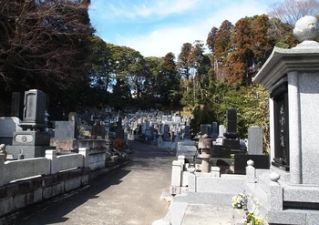 水戸市にある寺院墓地