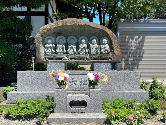 前橋市 萬福寺 のうこつぼ