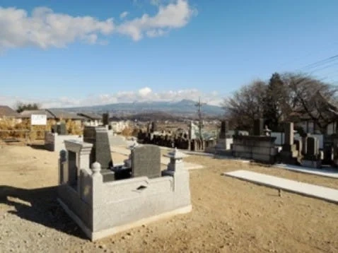 吉岡墓苑