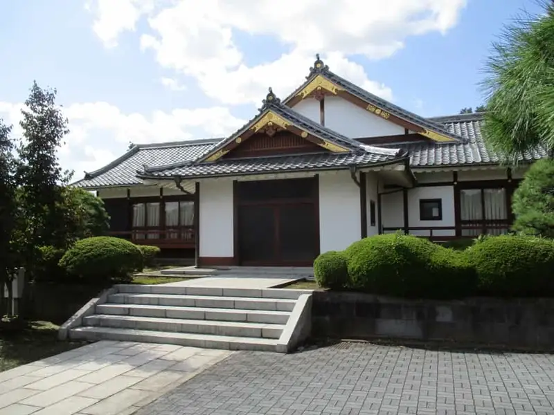 幸龍寺「久遠廟」 本堂