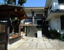 勝養寺 境内