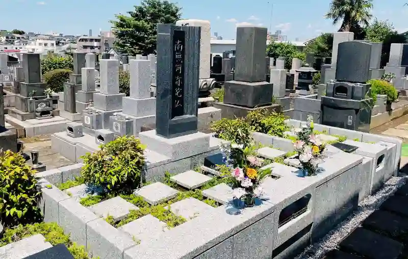 「愛樹木葬」中野青空樹木葬墓地