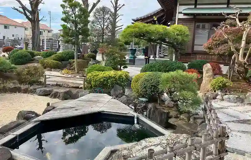 境内雰囲気