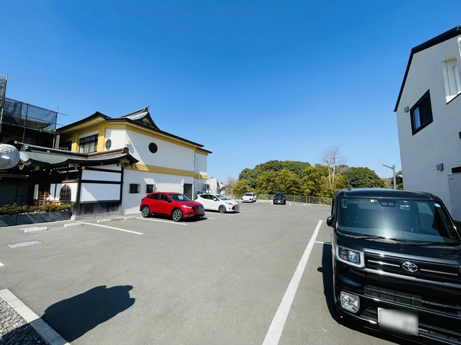 明鏡寺 駐車場の写真