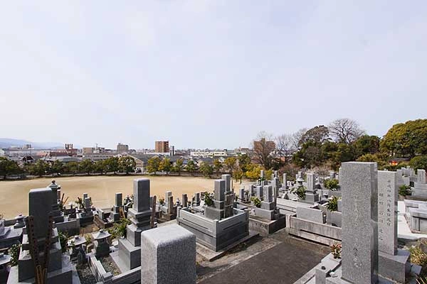 松山市 東山墓苑