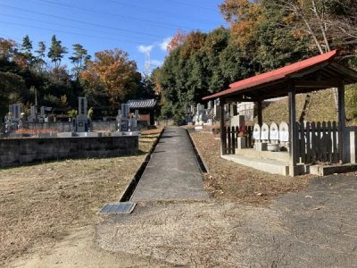 上川原・清水共同墓地 