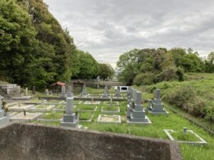 上川原・清水共同墓地 