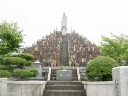 無縁塔