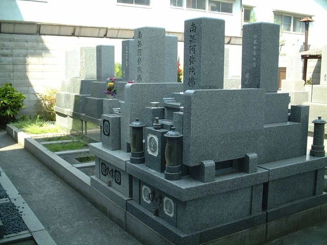 大阪市 即応寺境内墓地