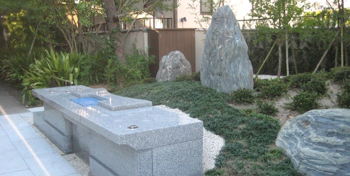法縁廟