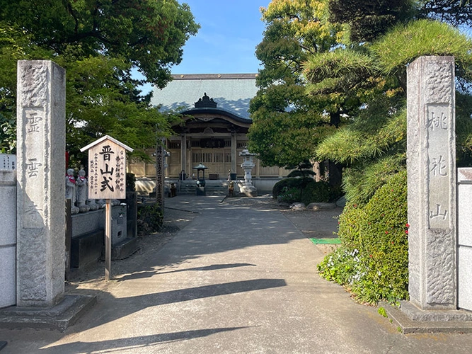 太田市 霊雲寺 のうこつぼ