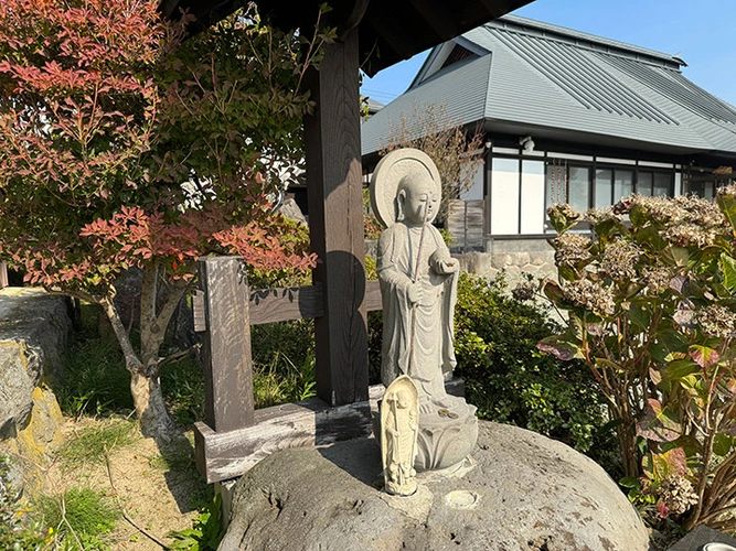 東村山郡山辺町 遍照寺 のうこつぼ