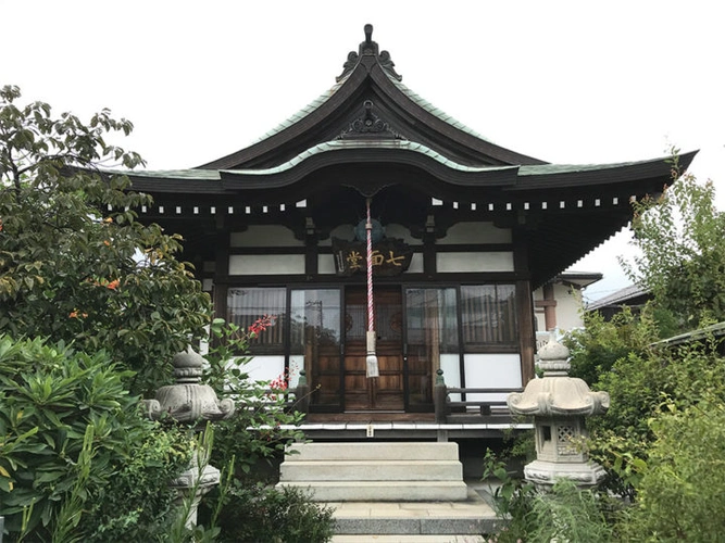 法見寺 のうこつぼ 