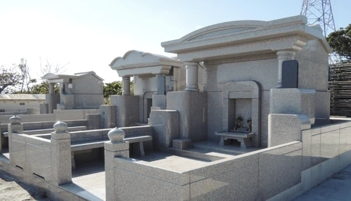 球陽寺・提携墓（御影石〈桃色系〉）