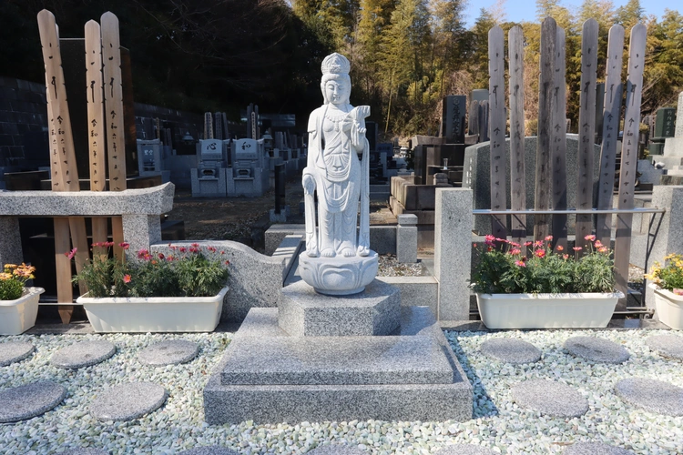 座間市 個別式樹木葬墓地 龍洞院 