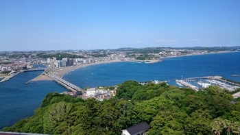 絶景が広がる高台の墓地
