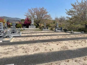 多様なニーズに応える自由選択型の墓地
