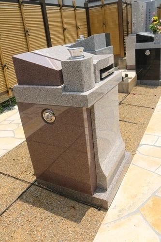 延光寺墓苑 墓地墓石セット赤