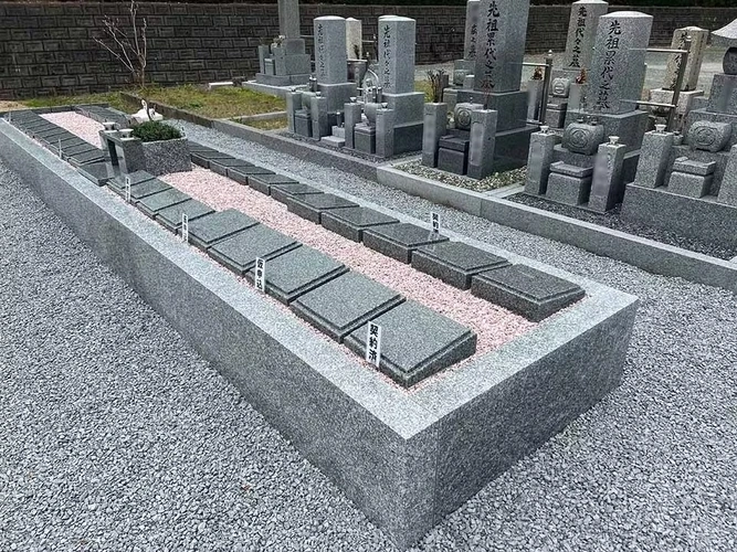 リーフログ高島樹木葬墓苑