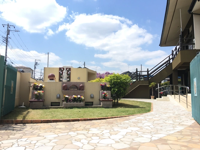 専念寺正門