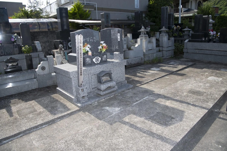 それ以外の静岡県の市 宮脇共同墓地