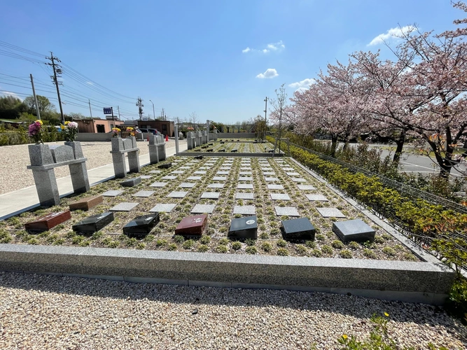 それ以外の愛知県の市 みどりが丘誓光苑