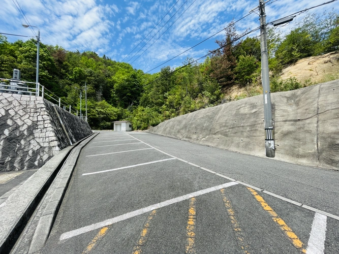 好峯墓苑 駐車場の写真