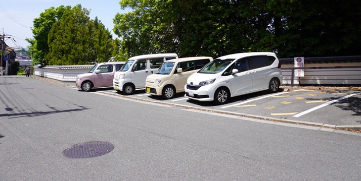 池田市才尊霊園（池田市自治会墓地） 駐車場の写真