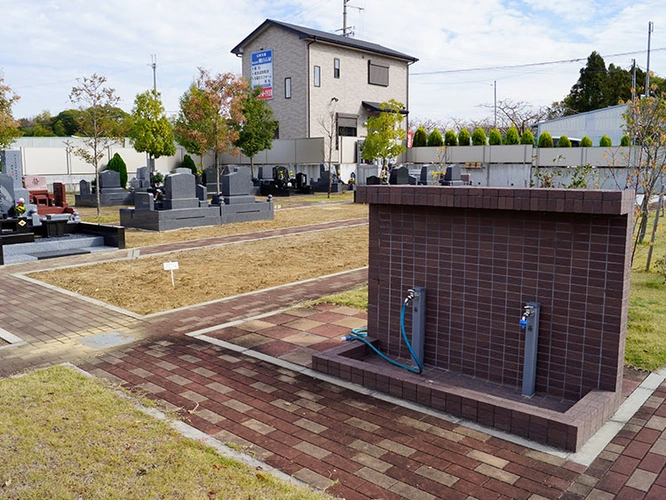 桃の郷霊園 水汲み場の写真