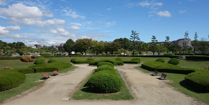 大阪市設 服部霊園 