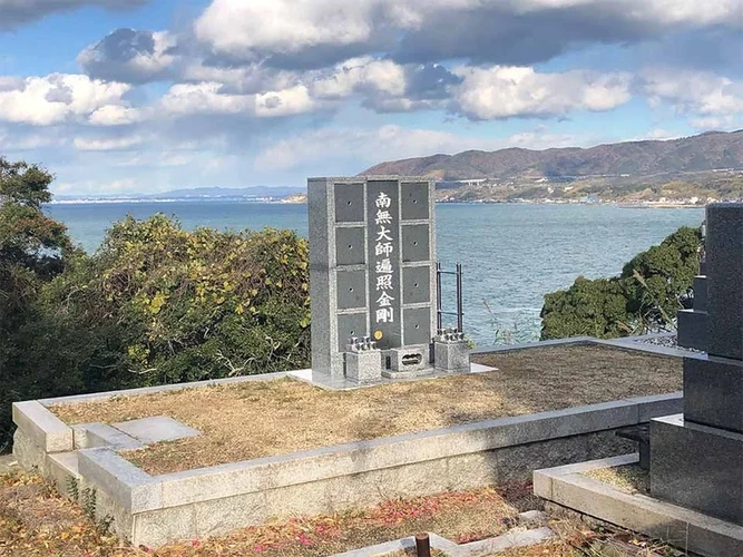 堺市堺区 法華寺 のうこつぼ