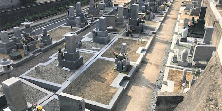 加太町墓地 