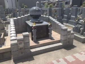 市場自治会英霊碑