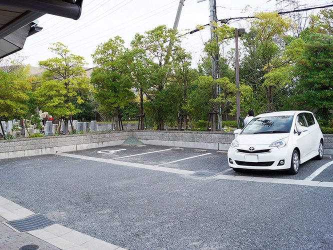 八尾市立 龍華墓地 駐車場の写真