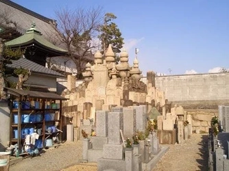 在来仏教の寺院墓地