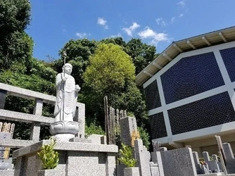 在来仏教の寺院墓地