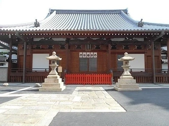 京都市伏見区にある寺院墓地