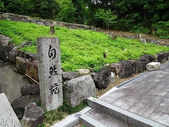 「鳥羽街道」駅から車で6分